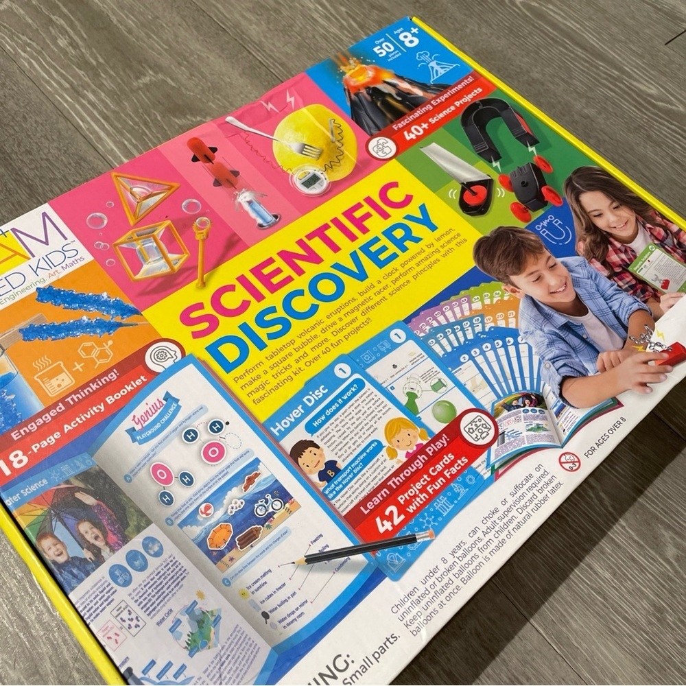 Scientific Discovery Kit - Colorful Learning Set - Picture 2 of 8
